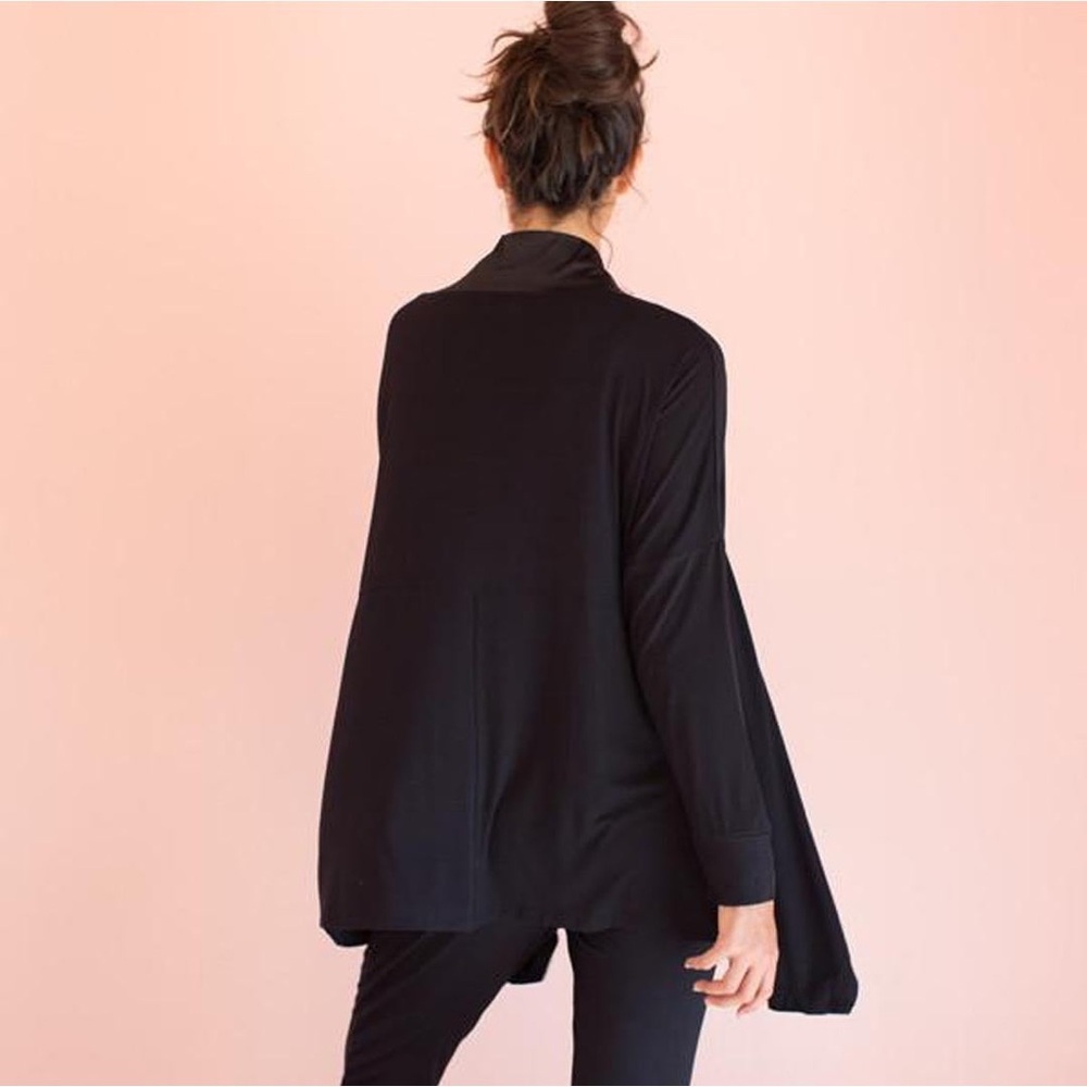 FACEPLANT DREAMWEAR BLACK BAMBOO SWING JACKET- WOMEN’S - Picture 2 of 9